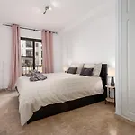 221 Marina Real Апартаменты